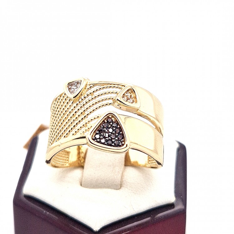 Złoty pierścionek - białe - czarne i szapmańskie cyrkonie